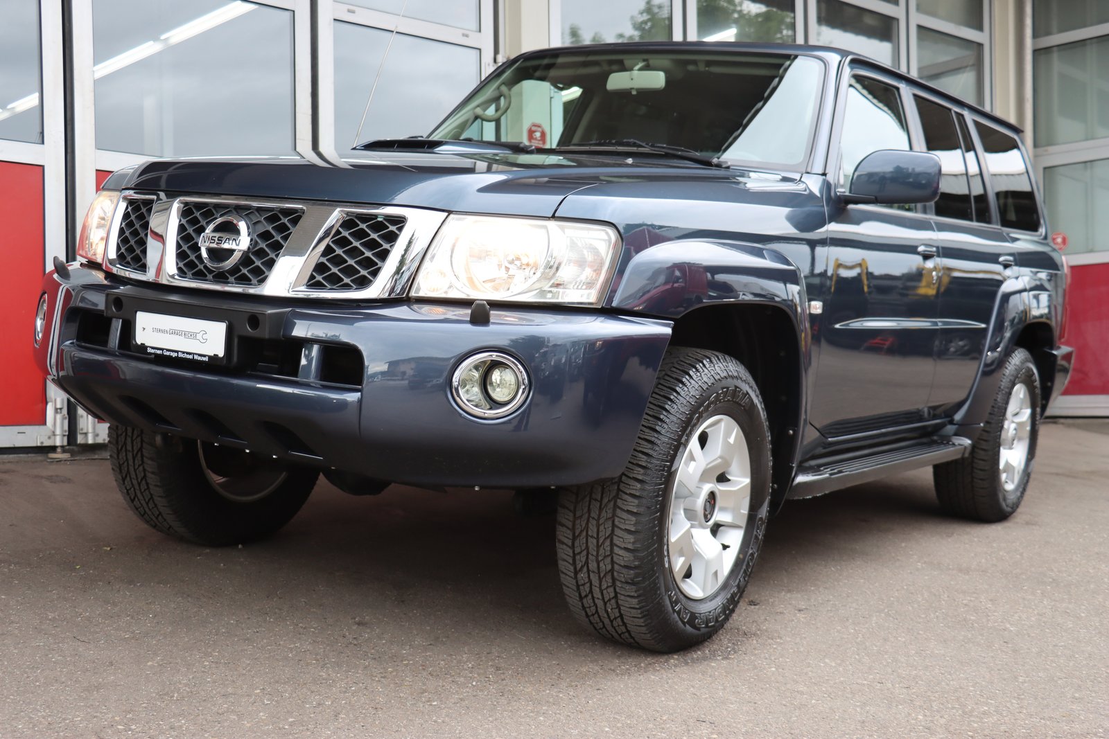 NISSAN Patrol 3.0 Di LE Wagon, Diesel, Second hand / Used, Manual - 2
