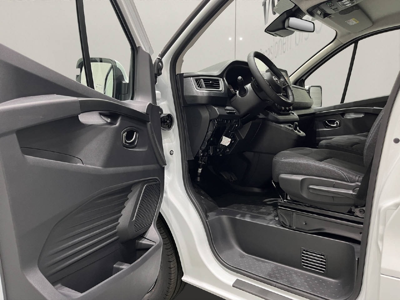 NISSAN Primastar Kaw. 3.0 t L2 H1 2.0 N-Connecta, Diesel, Neuwagen, Automatik - 7