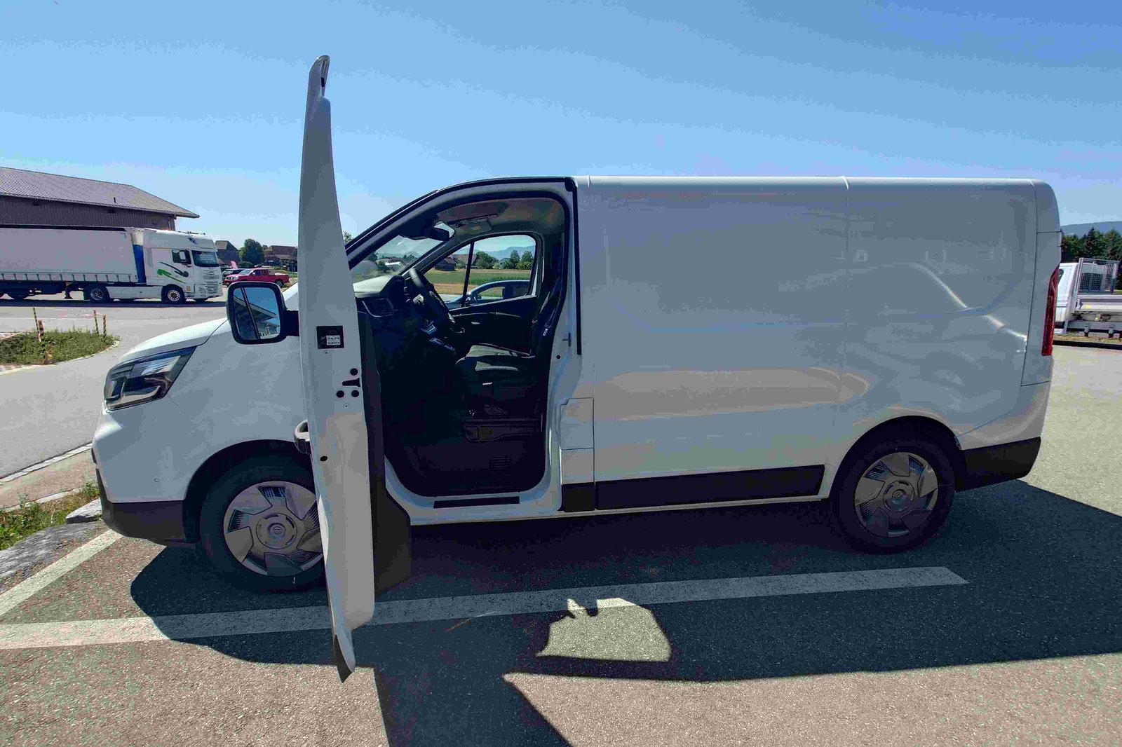 NISSAN Primastar Kaw. 3.0 t L1 H1 2.0, Diesel, Neuwagen, Automatik - 4