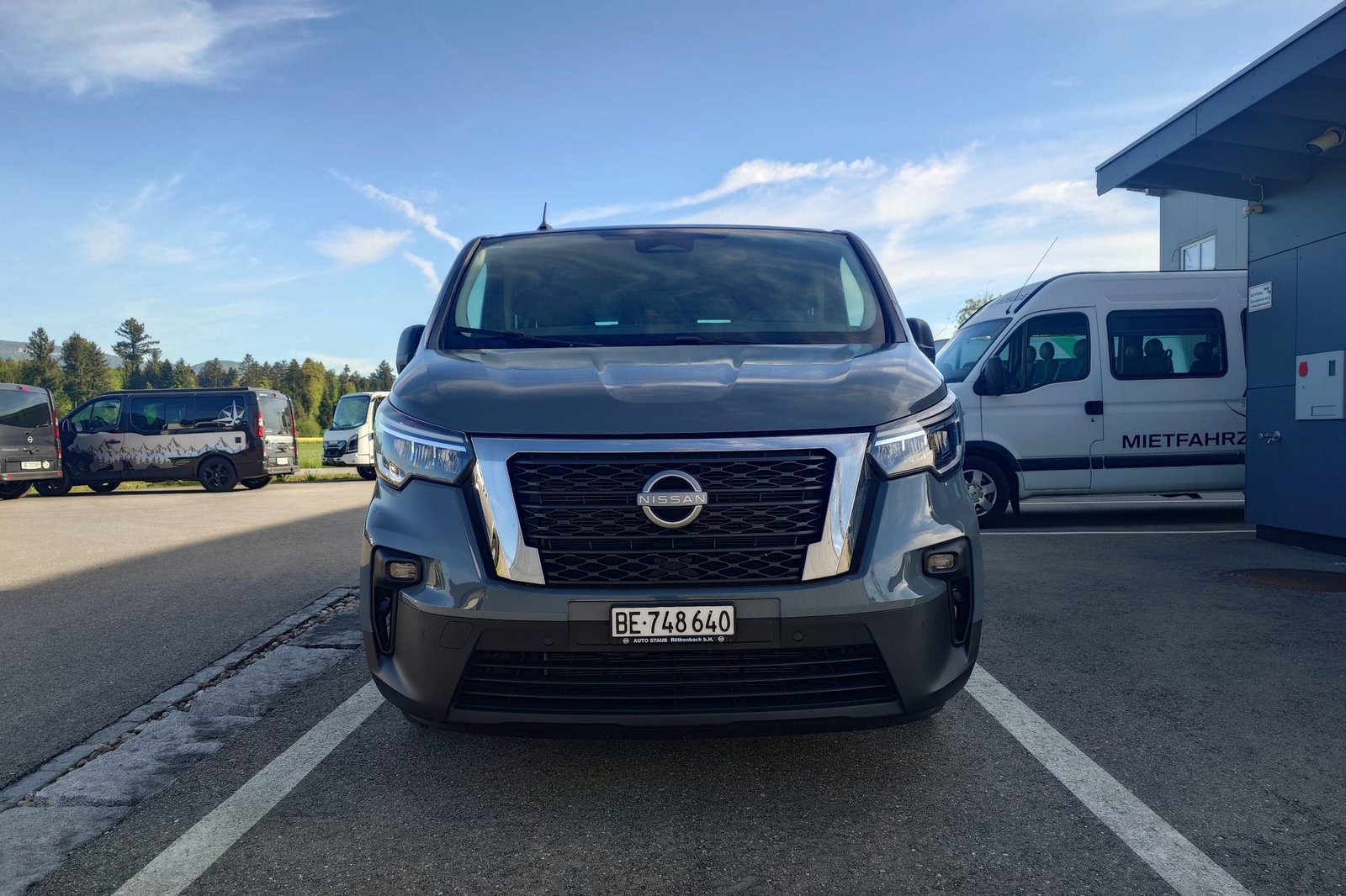 NISSAN Primastar Kombi 2.8 t L1 H1 2. Tekna, Diesel, Second hand / Used, Automatic - 2