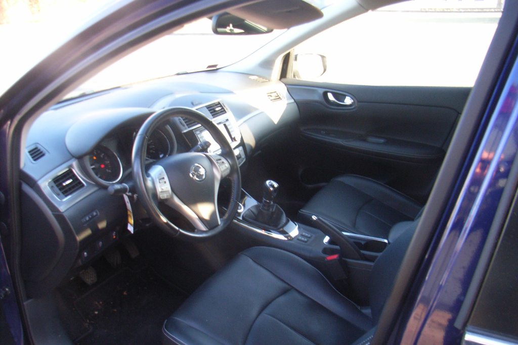 NISSAN PULSAR 1.6 DIG-T Tekna, Petrol, Second hand / Used, Manual - 4