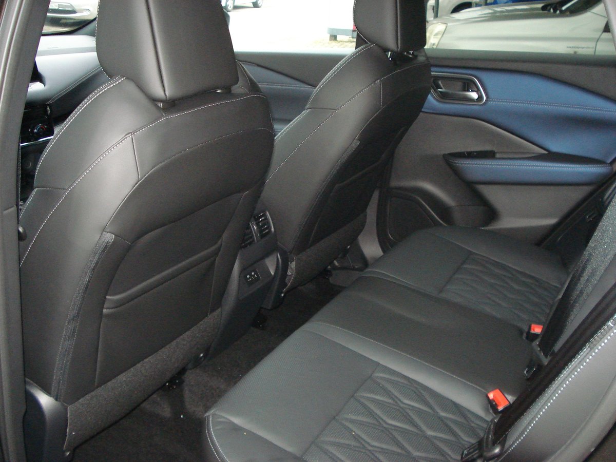 NISSAN Qashqai 1.3 DIG-T MHEV Tekna+ Xtronic 4x4, Mild-Hybrid Petrol/Electric, New car, Automatic - 7