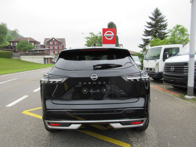 NISSAN Qashqai 1.3 DIG-T 158 Tekna+ 4x4, Mild-Hybrid Petrol/Electric, New car, Automatic - 4