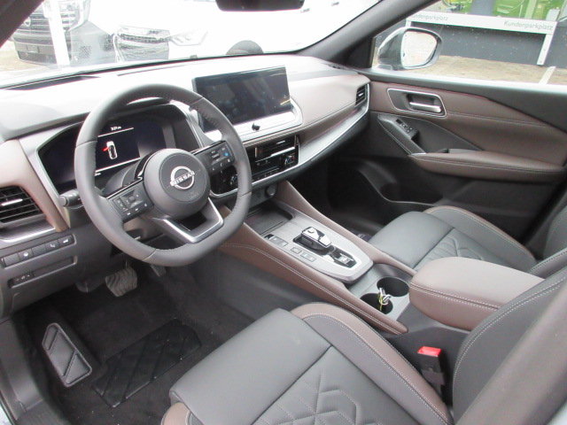 NISSAN Qashqai 1.5 VC-T Tekna, Hybride Integrale Benzina/Elettrica, Auto nuove, Automatico - 5