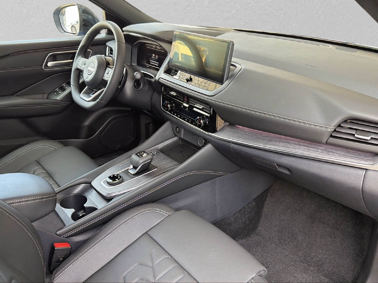 NISSAN Qashqai 1.3 DIG-T Tekna 4x4, Mild-Hybrid Petrol/Electric, New car, Automatic - 6