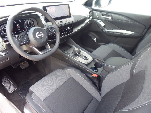 NISSAN Qashqai 1.3 DIG-T N-Connecta 4x4 Aut., Hybride Leggero Benzina/Elettrica, Auto nuove, Automatico - 5