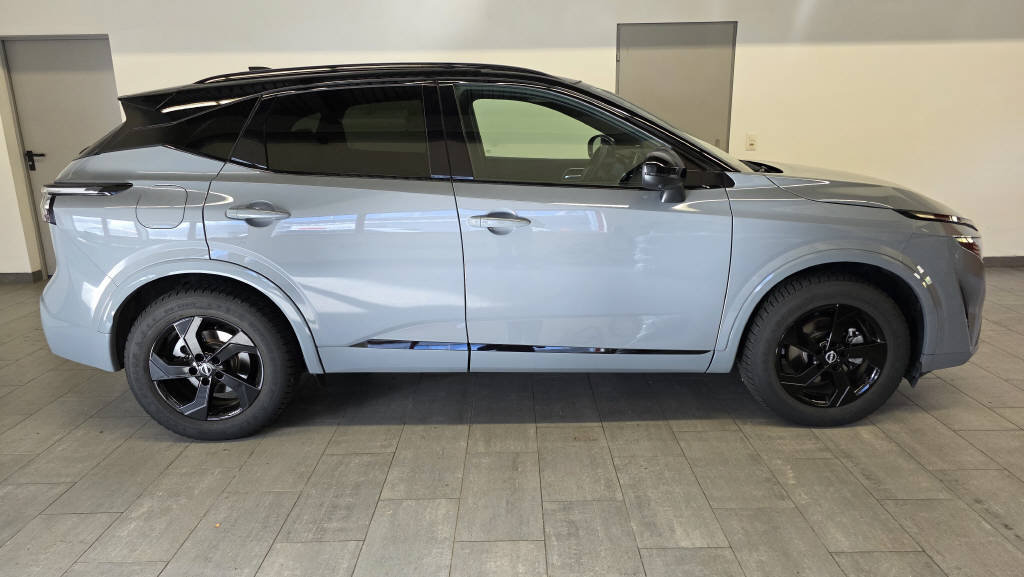 NISSAN Qashqai 1.3 DIG-T N-Design 4x4, Mild-Hybrid Benzin/Elektro, Occasion / Gebraucht, Automatik - 3