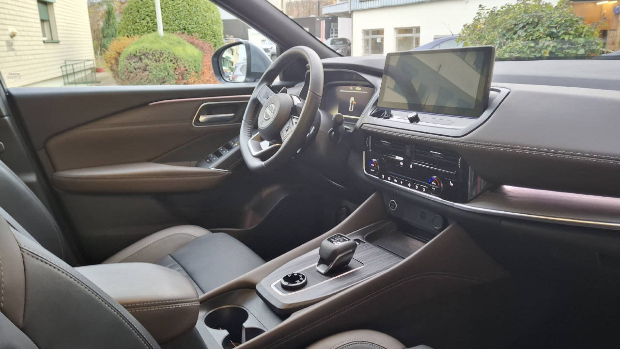 NISSAN Qashqai 1.3 DIG-T Tekna 4x4, Hybride Leggero Benzina/Elettrica, Occasioni / Usate, Automatico - 6