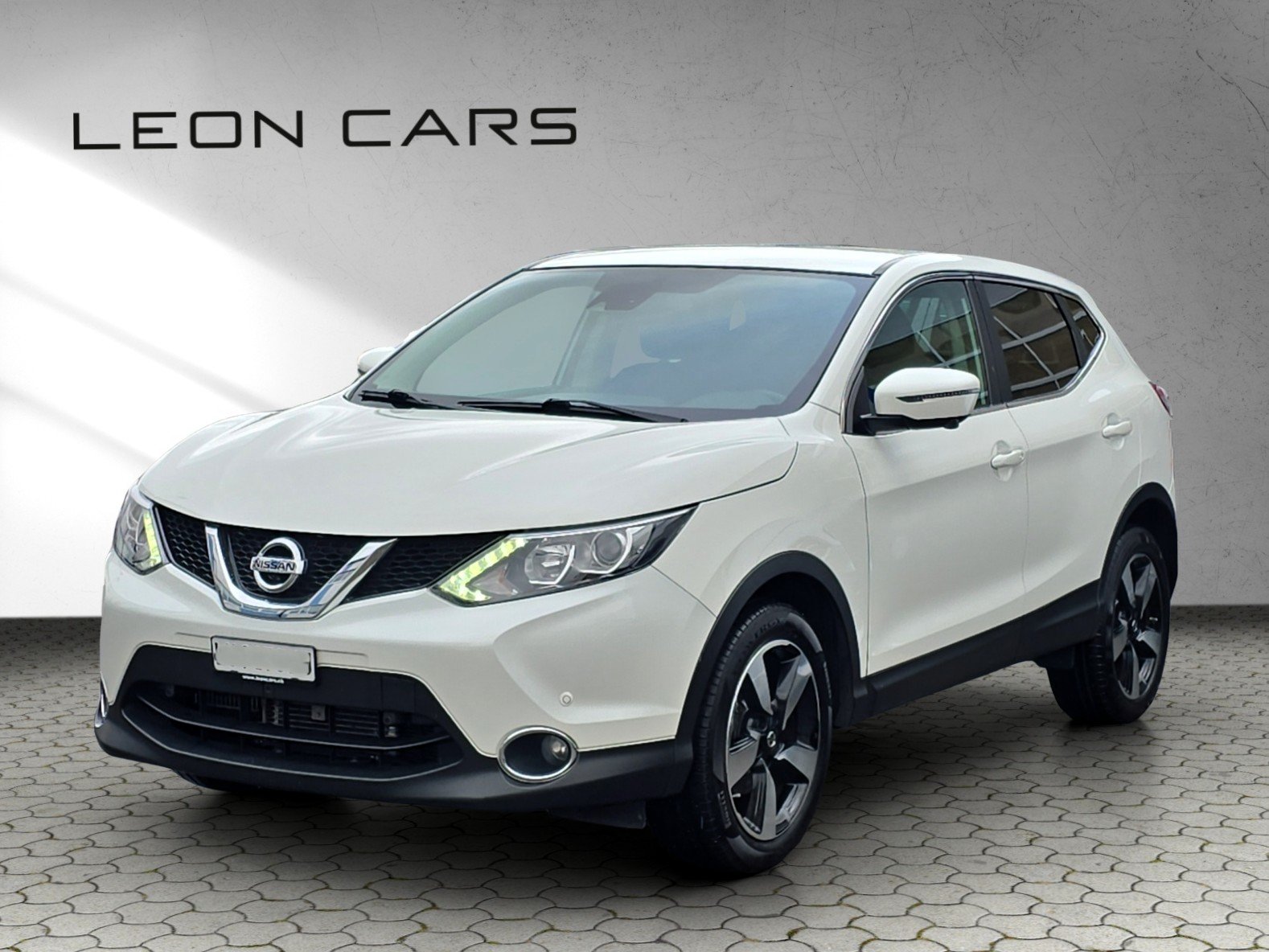 NISSAN Qashqai 1.2 DIG-T 360° Xtronic CVT