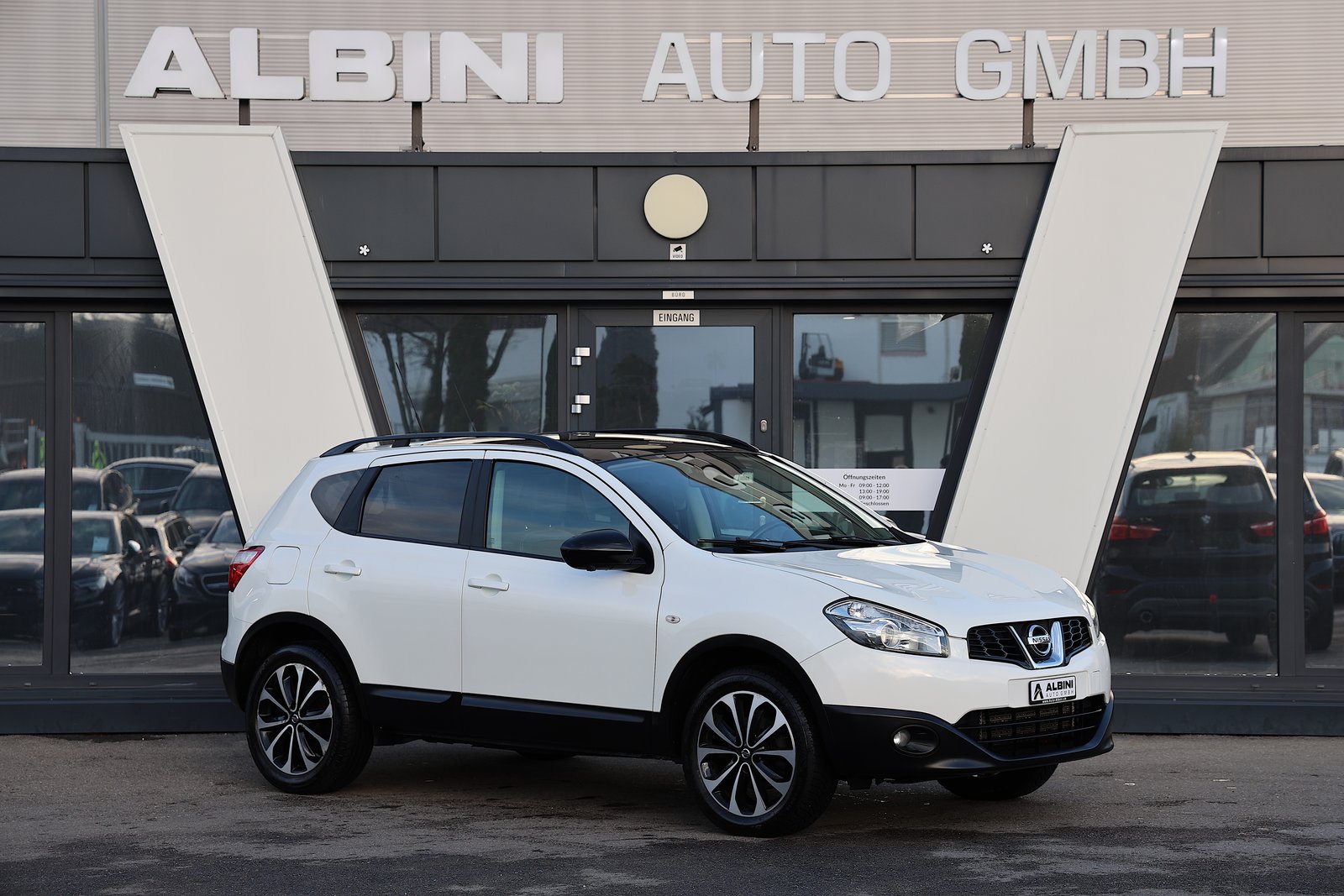 NISSAN Qashqai 1.6 dCi iStop 4WD 360, Diesel, Second hand / Used, Manual - 2