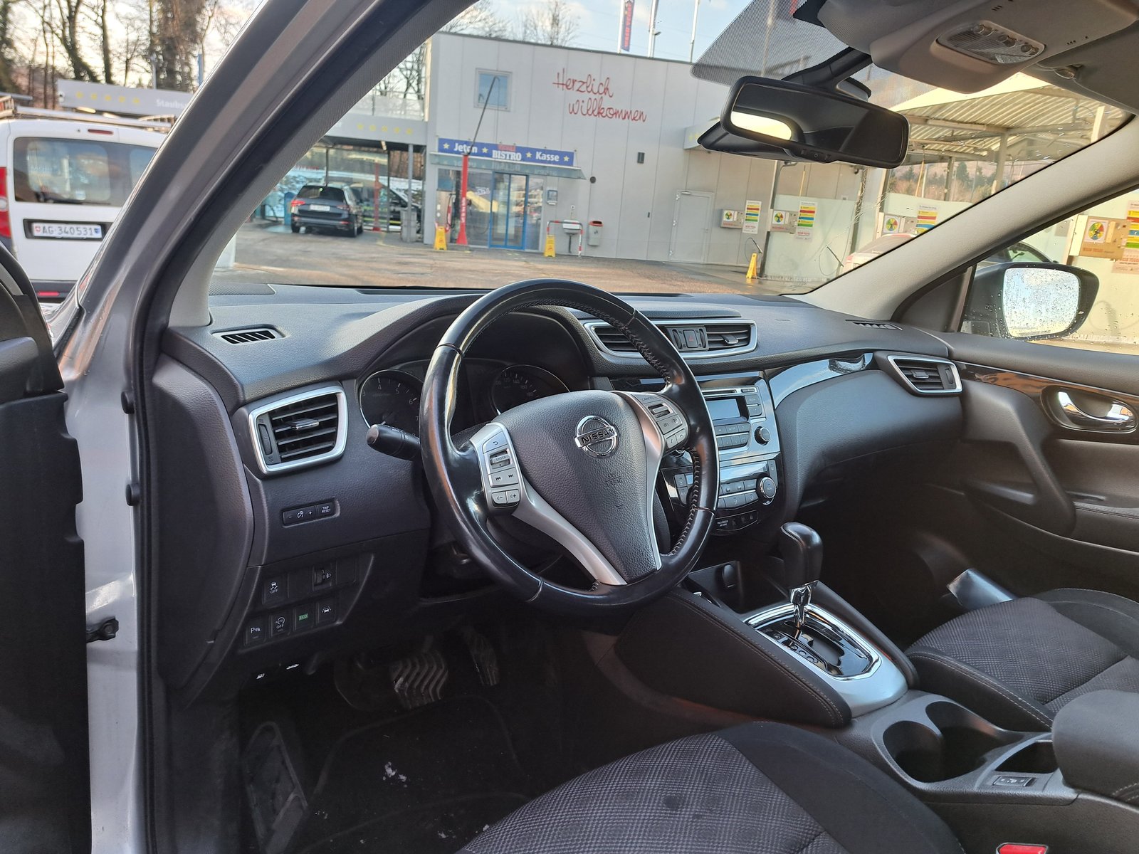 NISSAN Qashqai 1.2 DIG-T acenta Xtronic CVT, Essence, Occasion / Utilisé, Automatique - 5