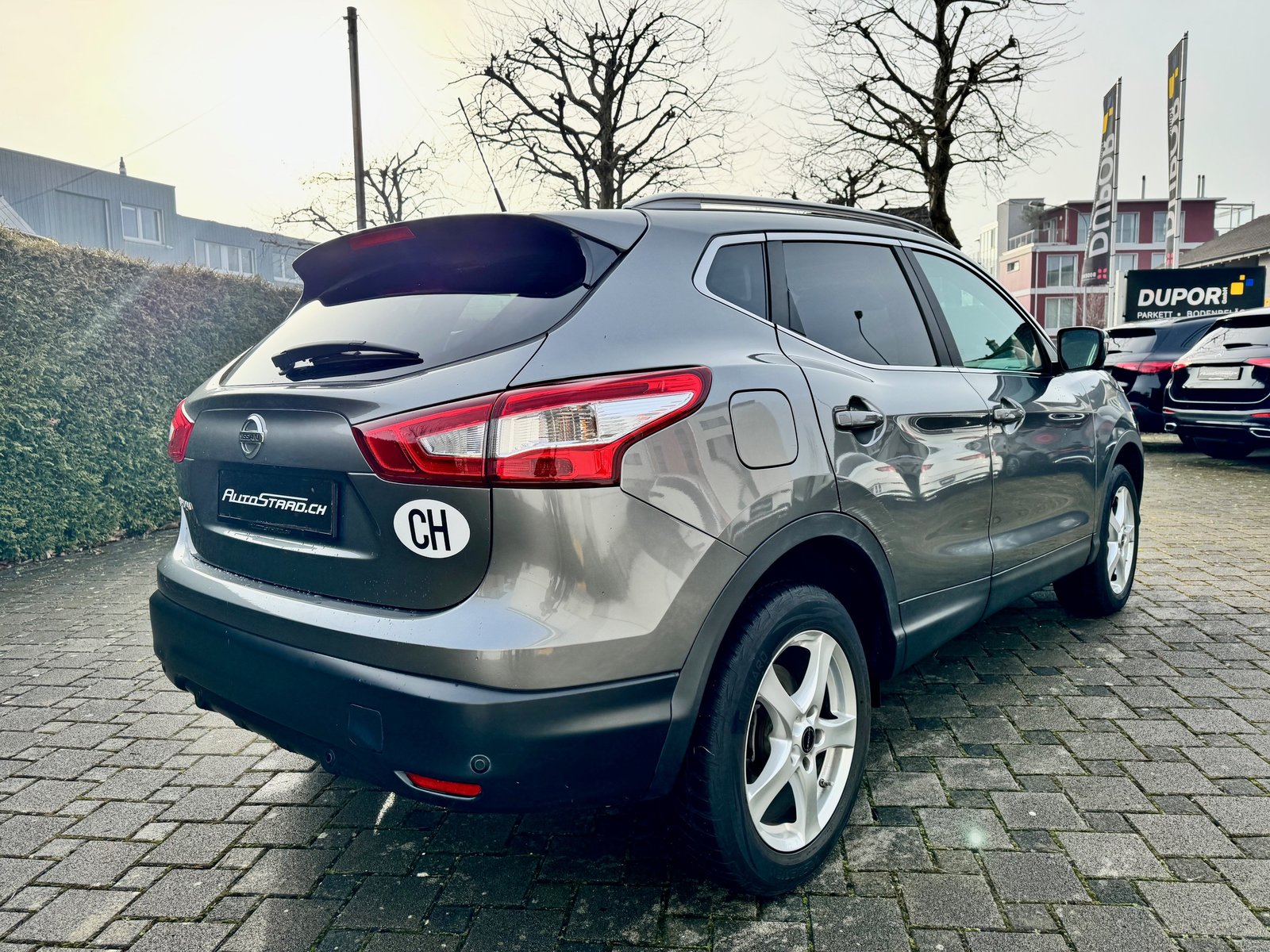 NISSAN Qashqai 1.6 DIG-T acenta, Essence, Occasion / Utilisé, Manuelle - 4