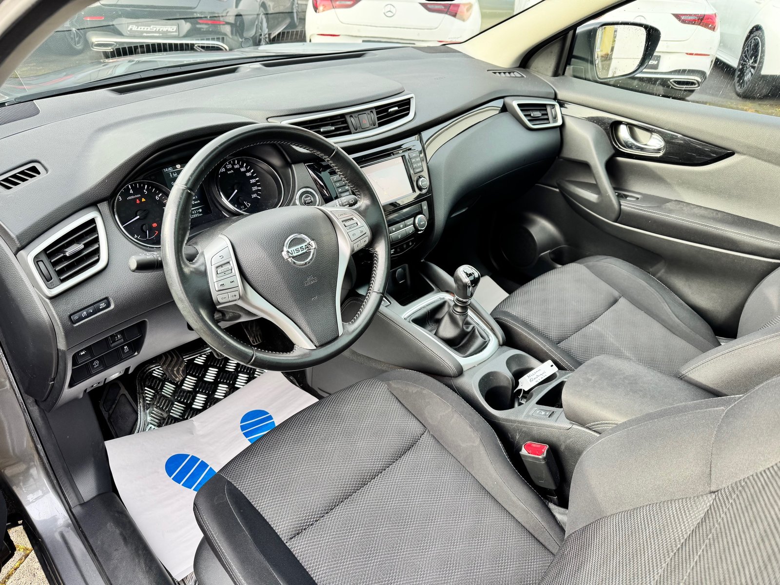 NISSAN Qashqai 1.6 DIG-T acenta, Essence, Occasion / Utilisé, Manuelle - 7
