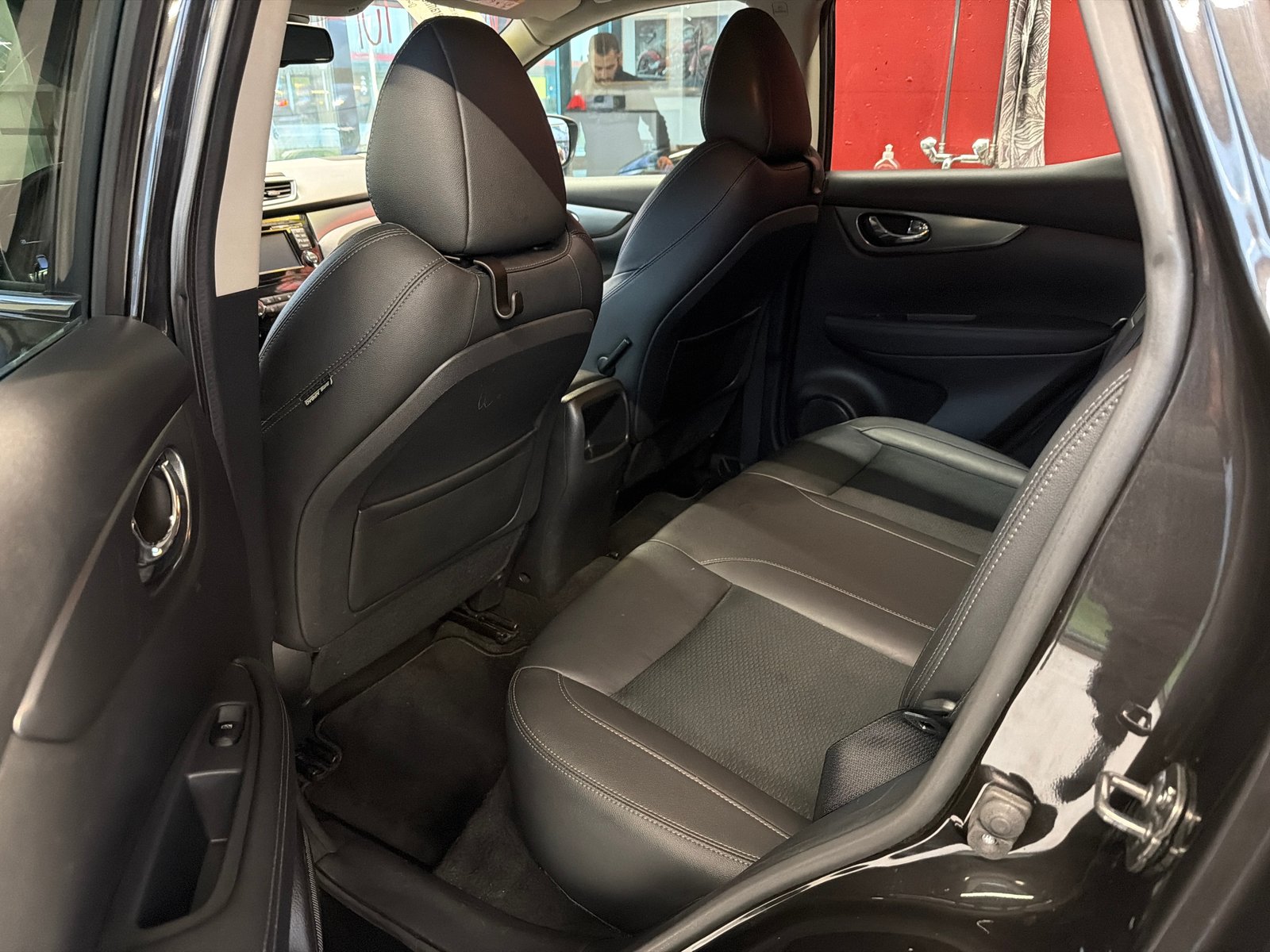 NISSAN Qashqai 1.6 dCi tekna Xtronic CVT, Diesel, Occasion / Gebraucht, Automatik - 7