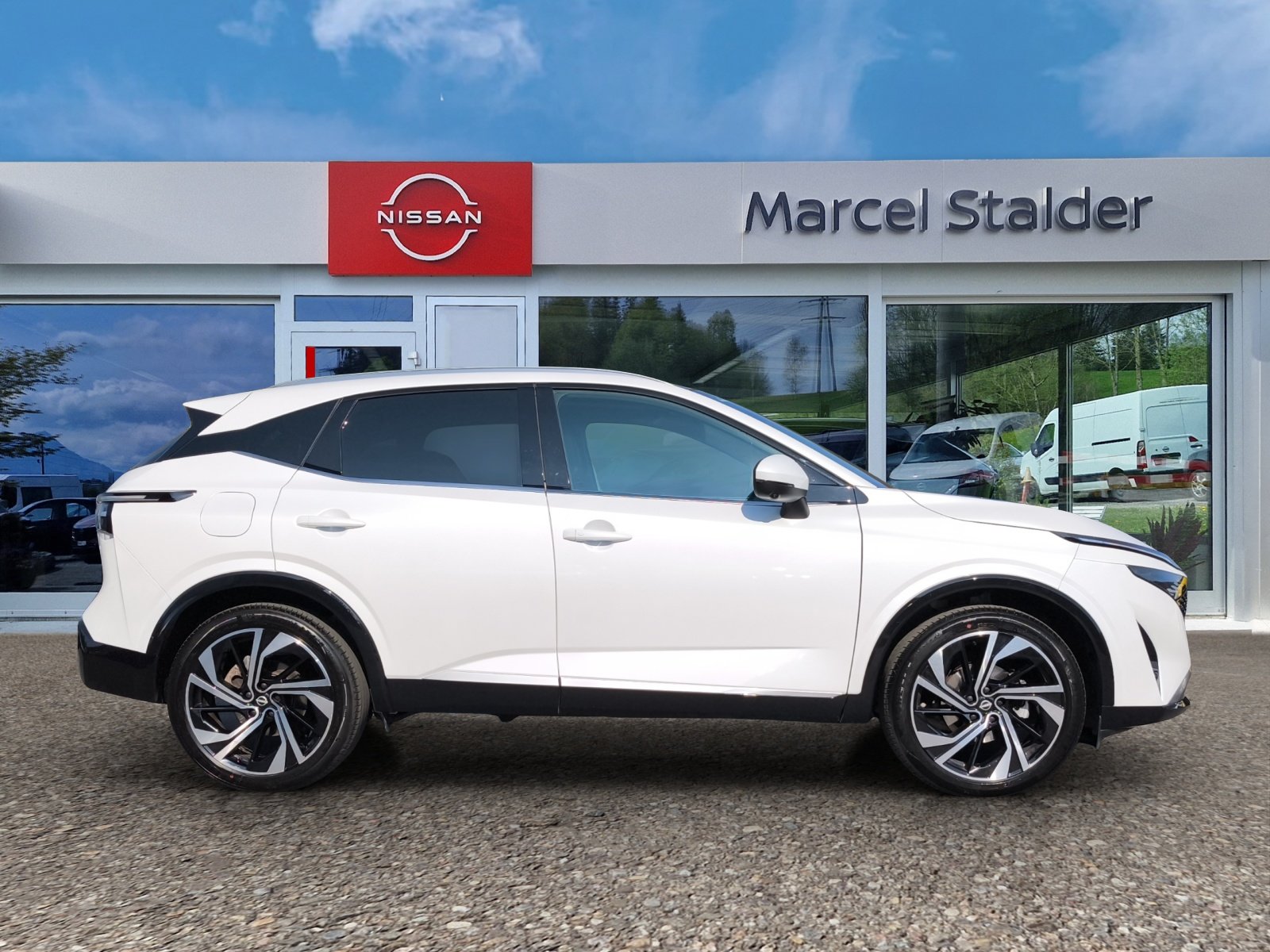 NISSAN Qashqai 1.3 DIG-T MHEV Tekna+ Xtronic 4x4, Mild-Hybrid Benzin/Elektro, Occasion / Gebraucht, Automatik - 6
