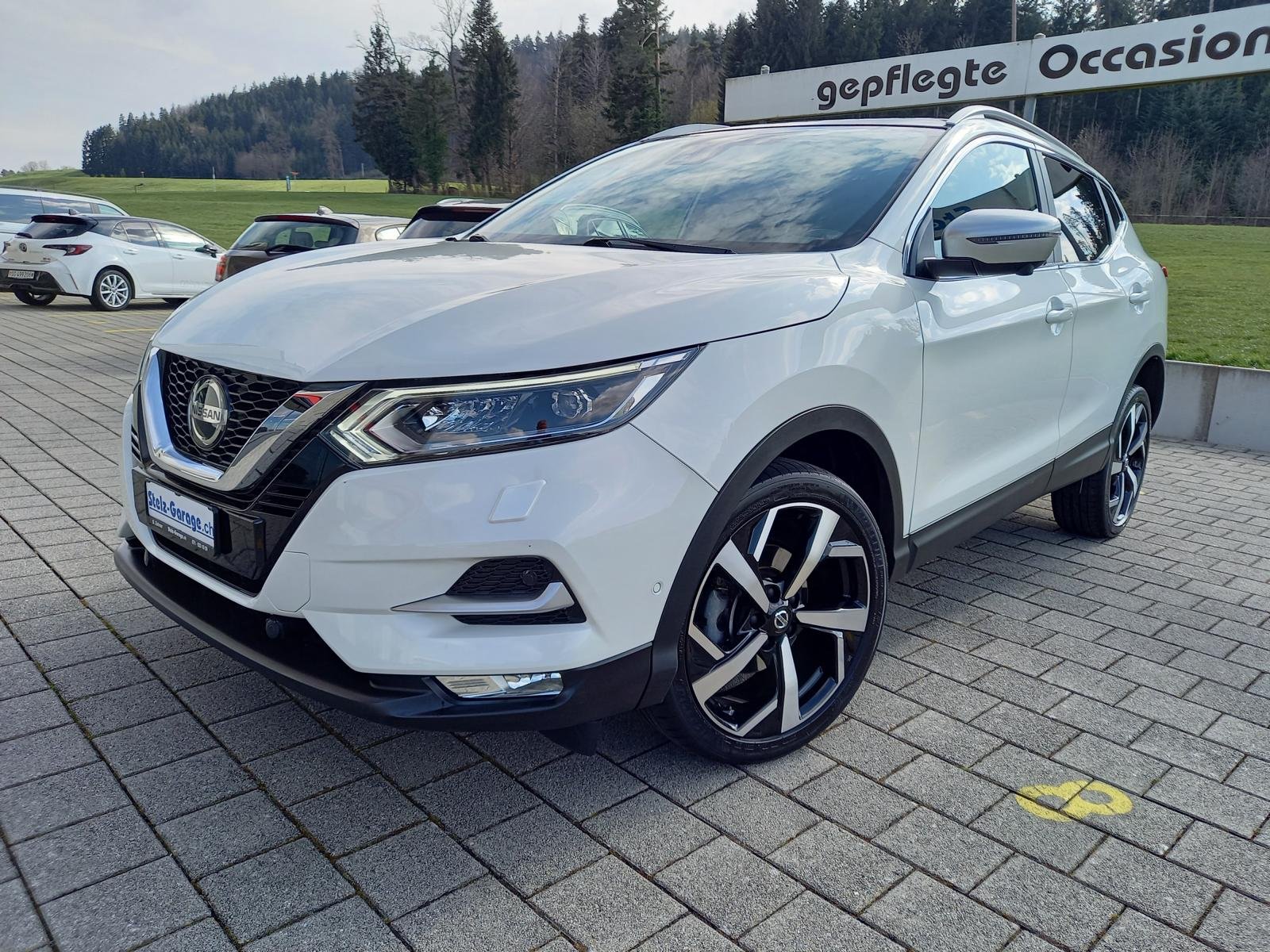 NISSAN Qashqai 1.7 dCi Tekna+ 4x4