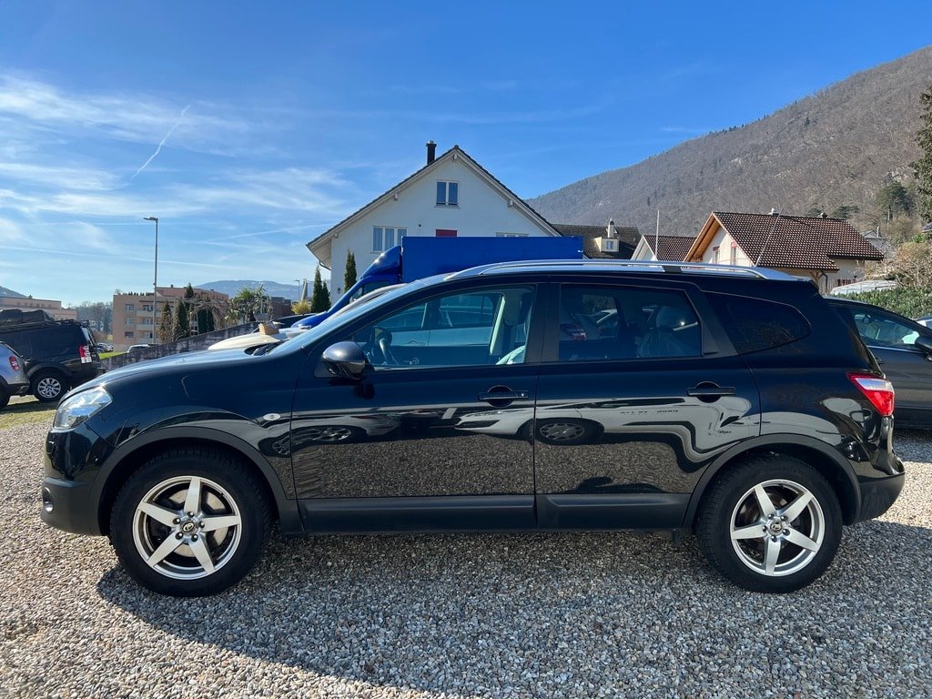 NISSAN Qashqai +2 2.0 dCi 4WD acenta Automatic, Diesel, Occasion / Gebraucht, Automatik - 3