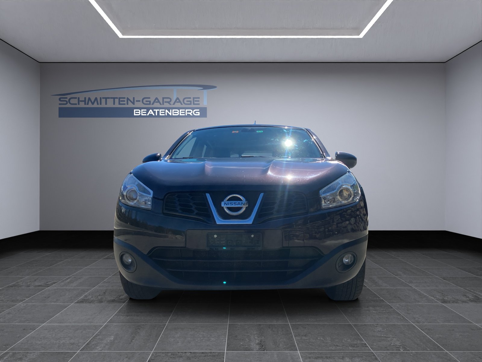 NISSAN Qashqai Limousine 5Pl 2.0 16V