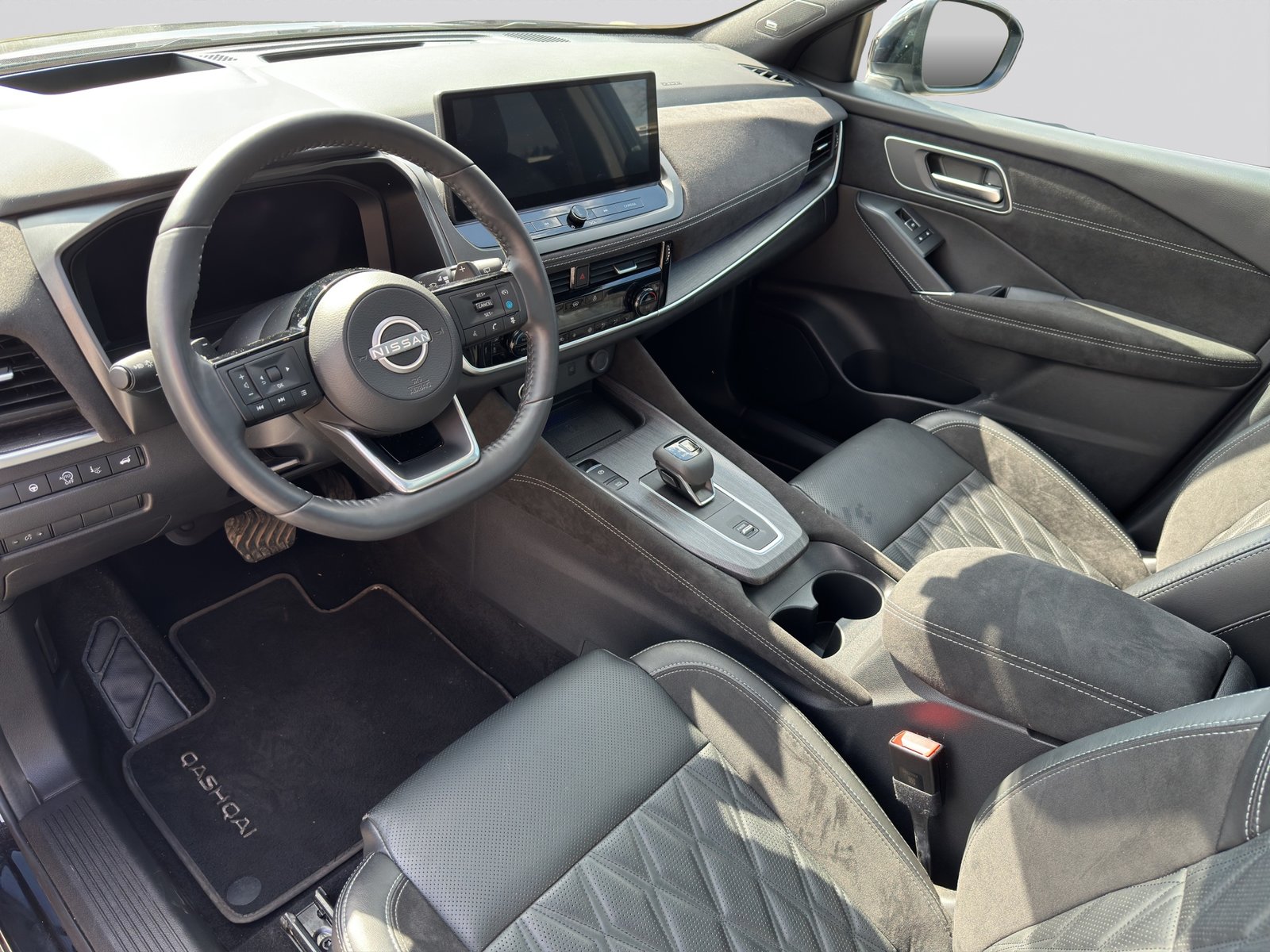 NISSAN Qashqai 1.3 DIG-T MHEV Tekna+ Xtronic, Mild-Hybrid Benzin/Elektro, Occasion / Gebraucht, Automatik - 7