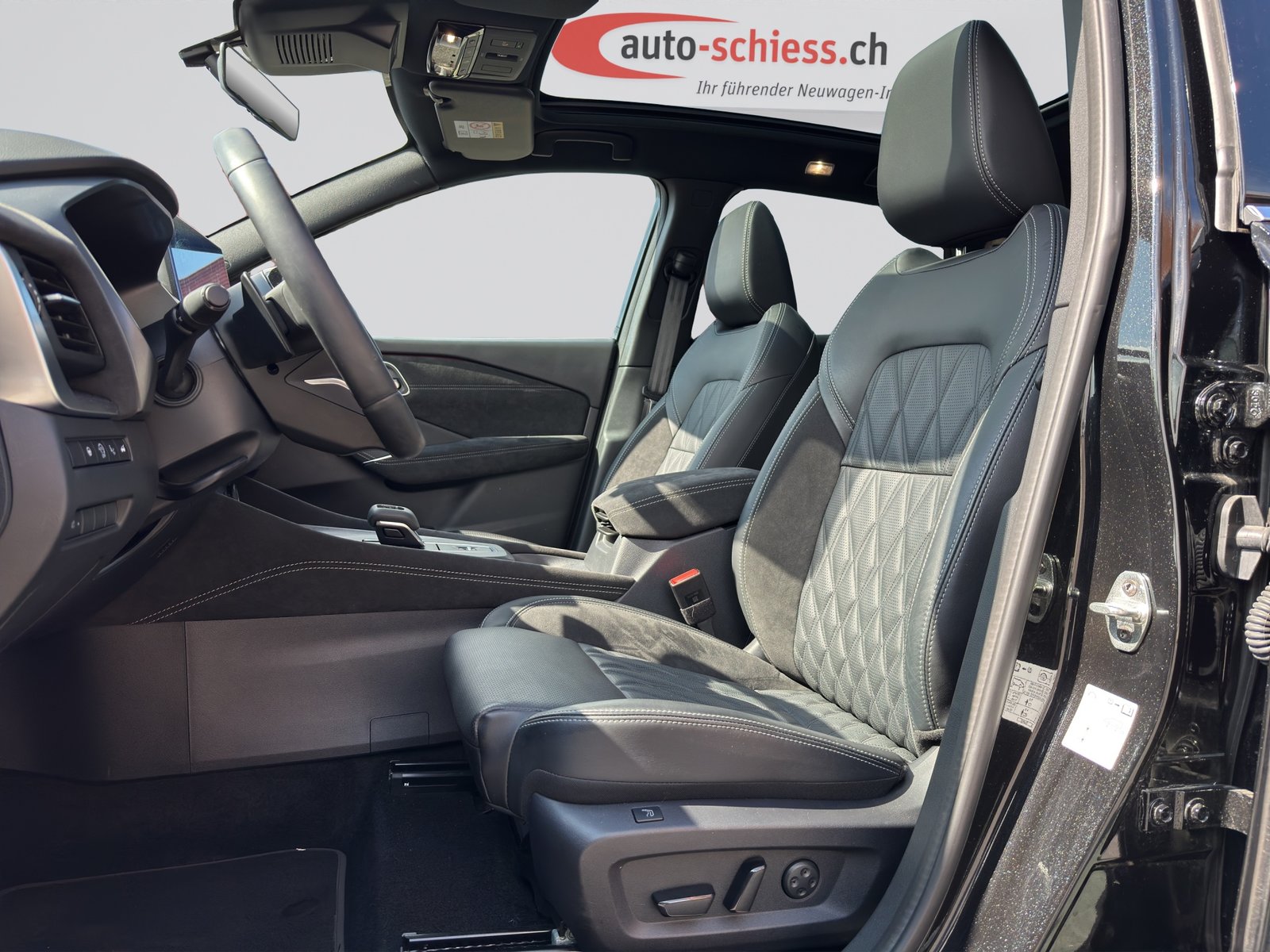 NISSAN Qashqai 1.3 DIG-T MHEV Tekna+ Xtronic, Mild-Hybrid Benzin/Elektro, Occasion / Gebraucht, Automatik - 6