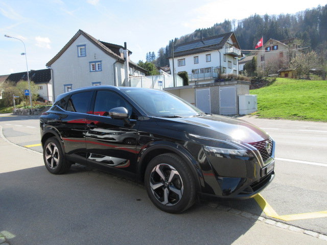 NISSAN Qashqai 1.3 DIG-T 158 Premiere Edition, Mild-Hybrid Benzin/Elektro, Occasion / Gebraucht, Automatik - 3