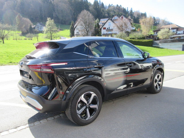 NISSAN Qashqai 1.3 DIG-T 158 Premiere Edition, Mild-Hybrid Benzin/Elektro, Occasion / Gebraucht, Automatik - 4