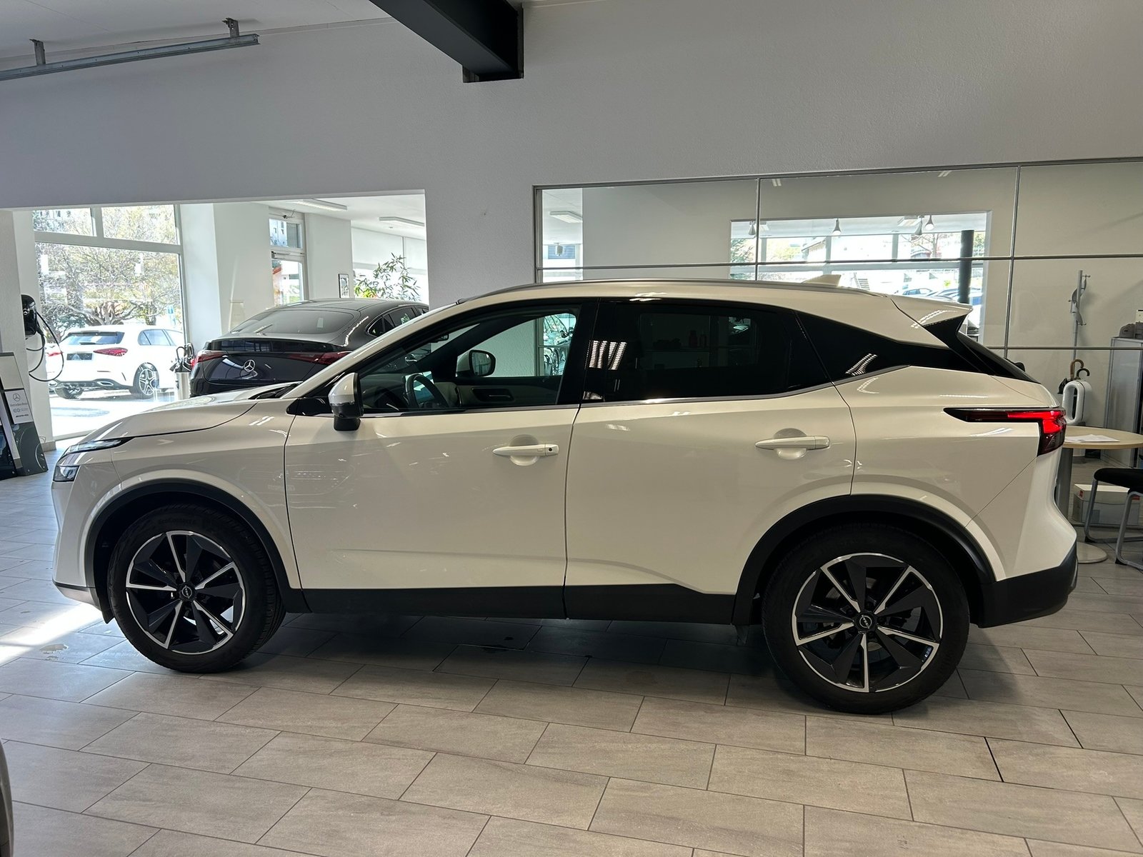 NISSAN Qashqai 1.3 DIG-T MHEV Tekna Xtronic 4x4, Hybride Léger Essence/Électricité, Occasion / Utilisé, Automatique - 4