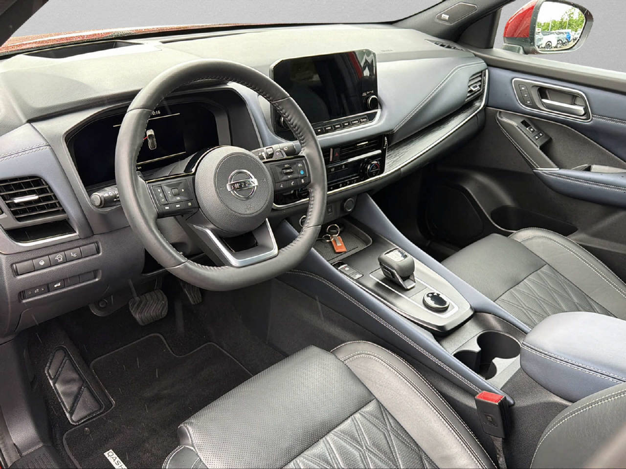 NISSAN Qashqai 1.3 DIG-T Tekna+ 4x4, Hybride Léger Essence/Électricité, Occasion / Utilisé, Automatique - 5