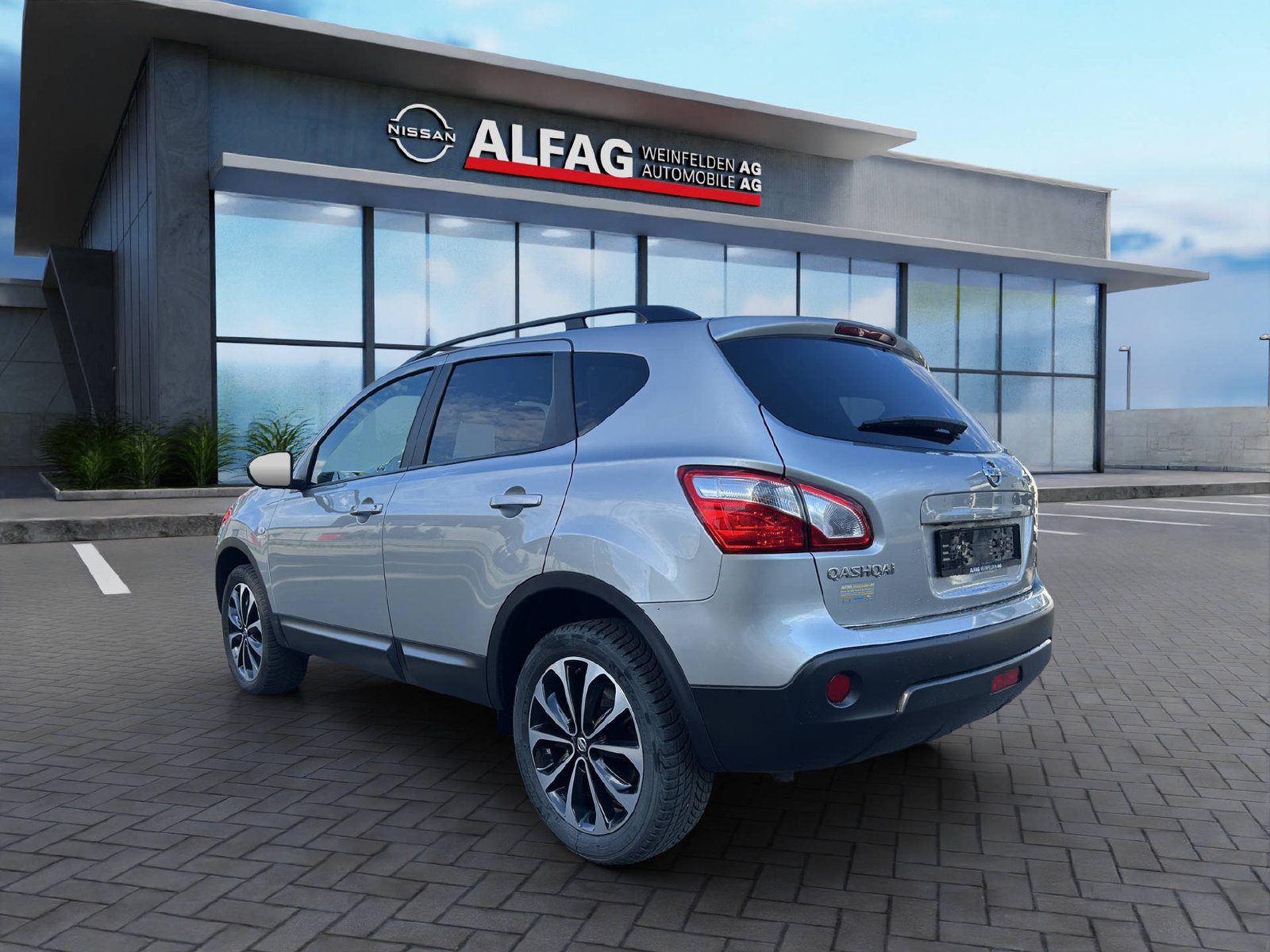 NISSAN Qashqai 2.0 16V Tekna 4x4, Benzin, Occasion / Gebraucht, Automatik - 4