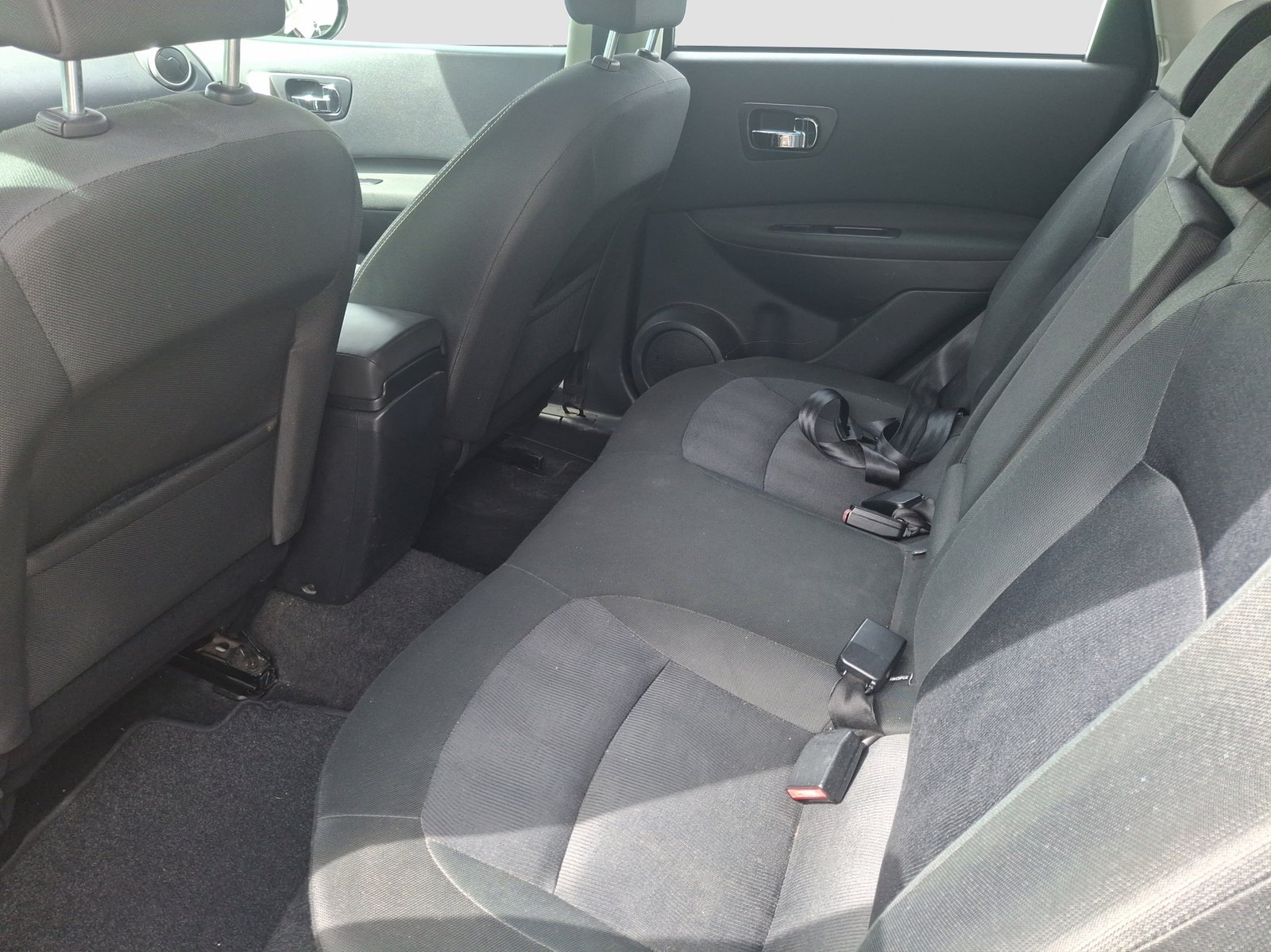 NISSAN Qashqai 1.6 visia, Petrol, Second hand / Used, Manual - 6