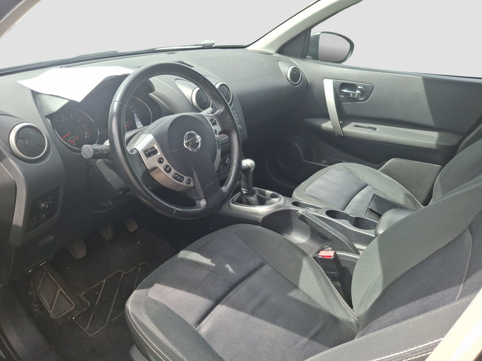 NISSAN Qashqai 1.6 visia, Petrol, Second hand / Used, Manual - 7