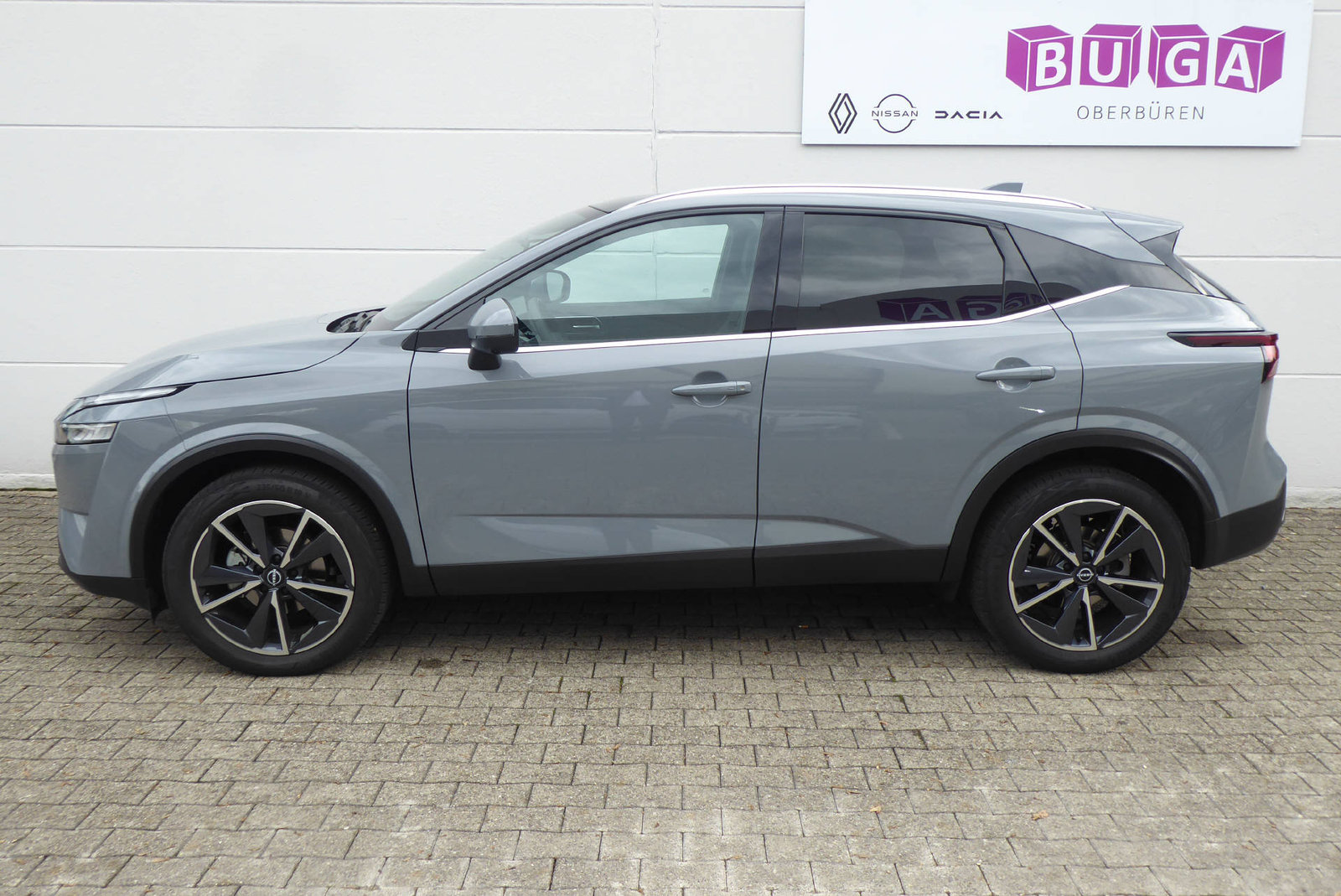NISSAN Qashqai 1.3 DIG-T 158 Tekna Aut., Mild-Hybrid Petrol/Electric, Second hand / Used, Automatic - 2