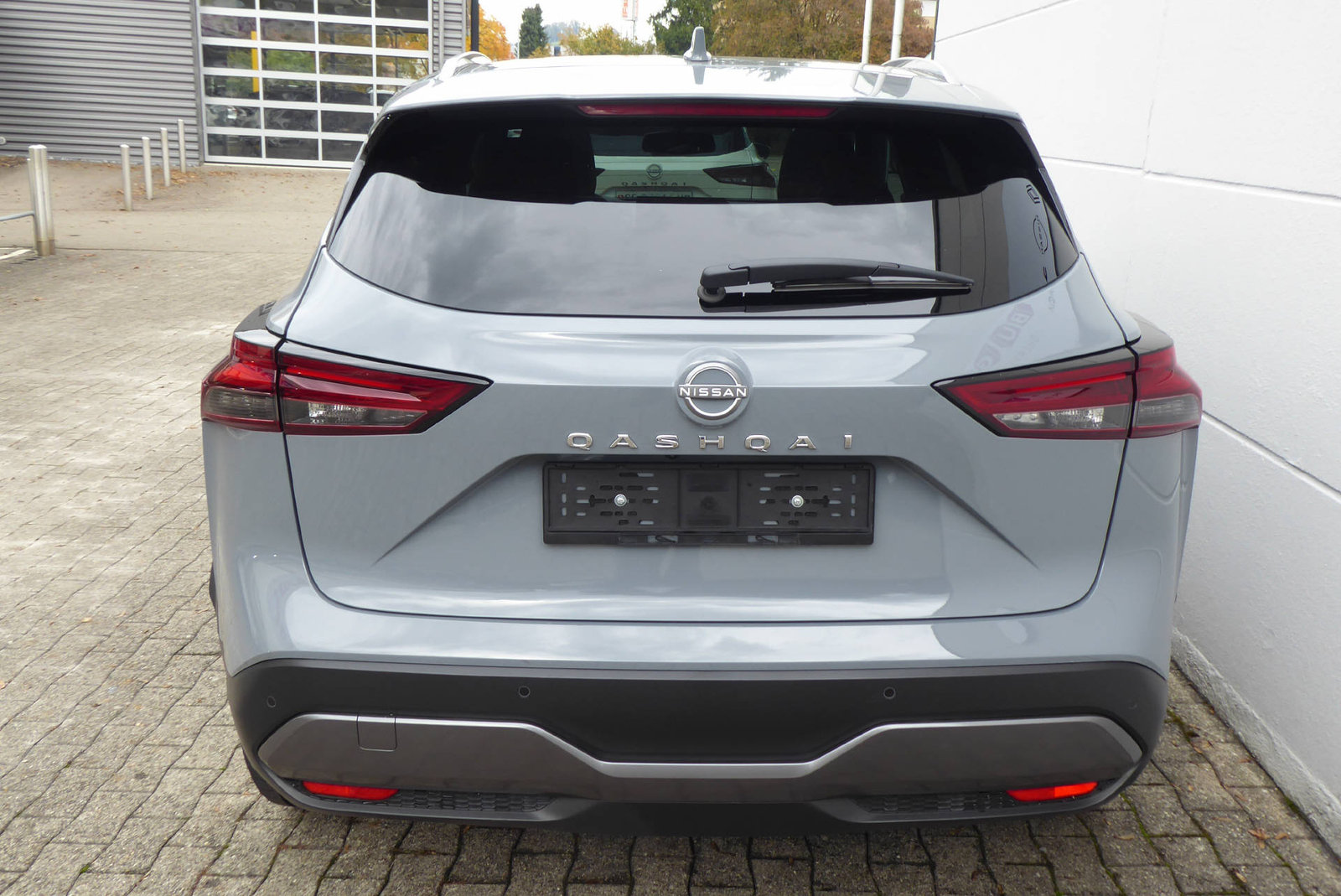 NISSAN Qashqai 1.3 DIG-T 158 Tekna Aut., Mild-Hybrid Petrol/Electric, Second hand / Used, Automatic - 4