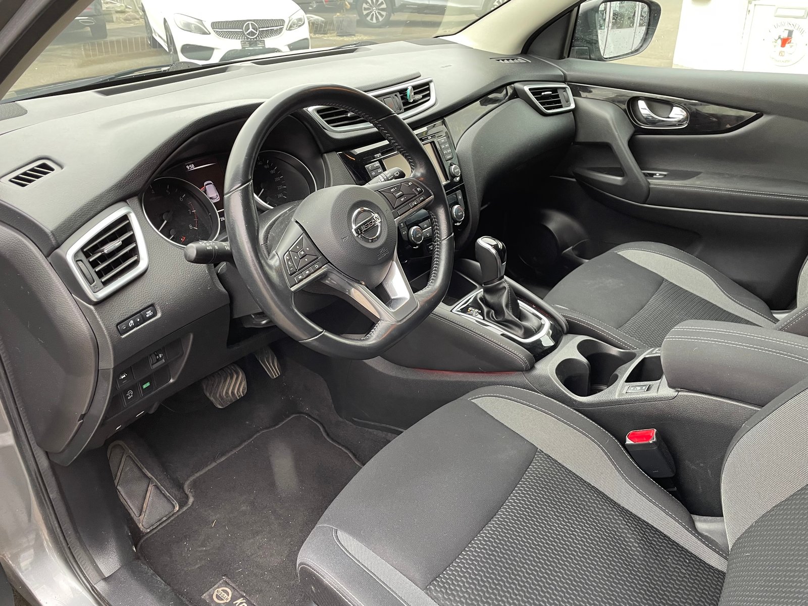 NISSAN Qashqai 1.2 DIG-T acenta, Essence, Occasion / Utilisé, Automatique - 5
