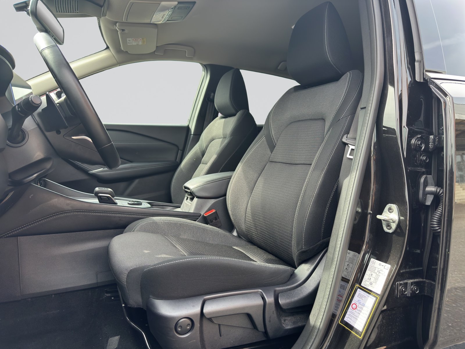 NISSAN Qashqai 1.3 DIG-T MHEV N-Connecta Xtronic, Mild-Hybrid Petrol/Electric, Second hand / Used, Automatic - 6