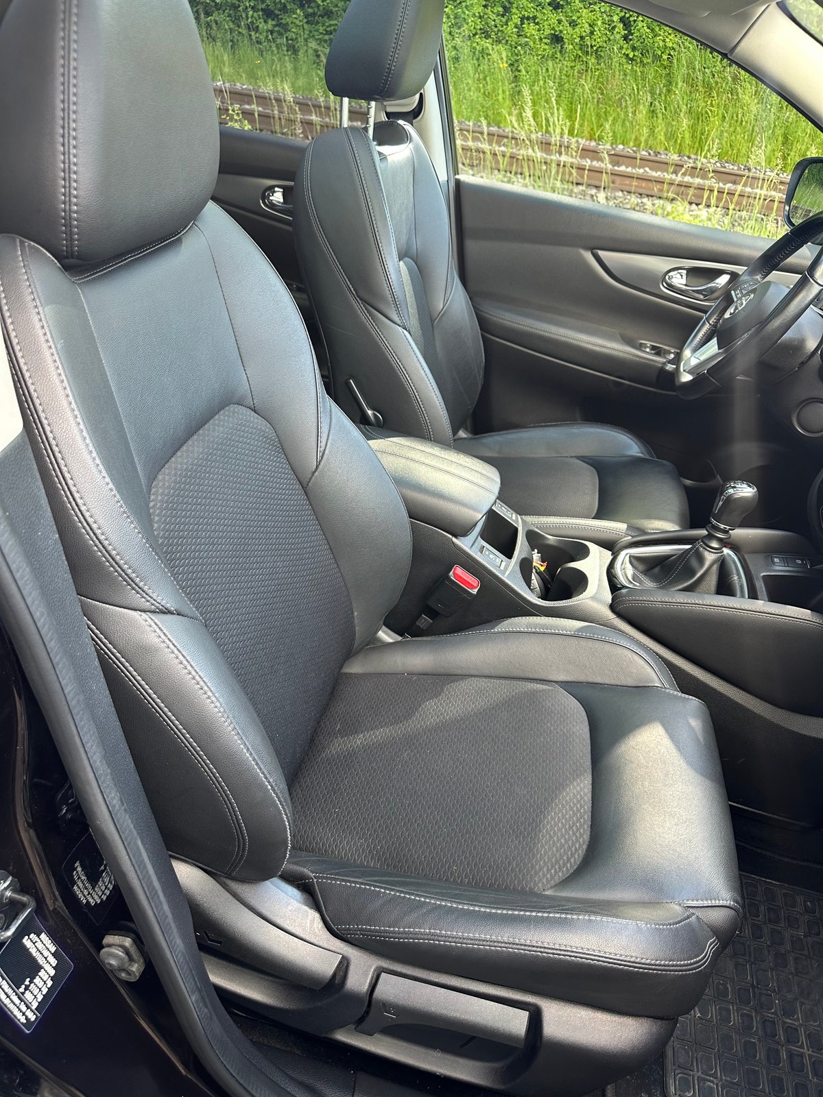 NISSAN Qashqai 1.6 dCi tekna ALL-MODE 4x4, Diesel, Occasion / Utilisé, Manuelle - 7
