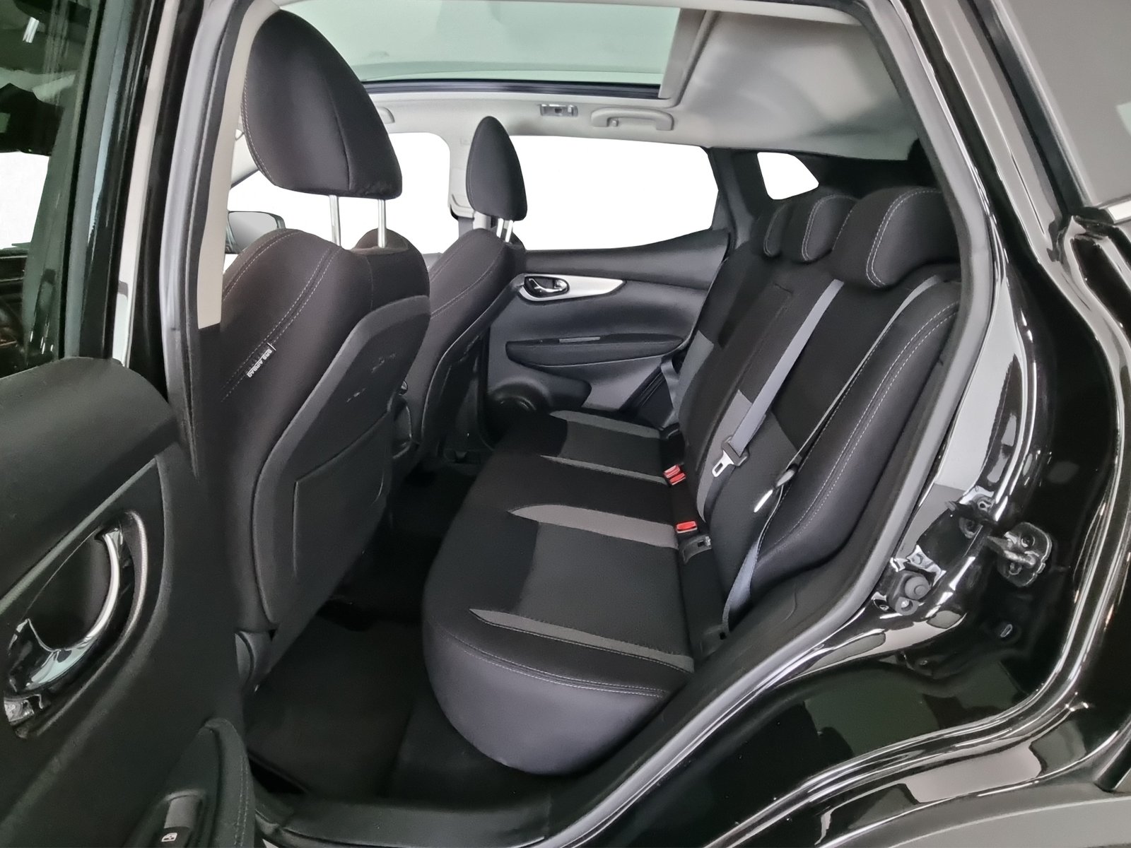NISSAN Qashqai 1.3 DIG-T 160 Acenta, Benzin, Occasion / Gebraucht, Automatik - 7