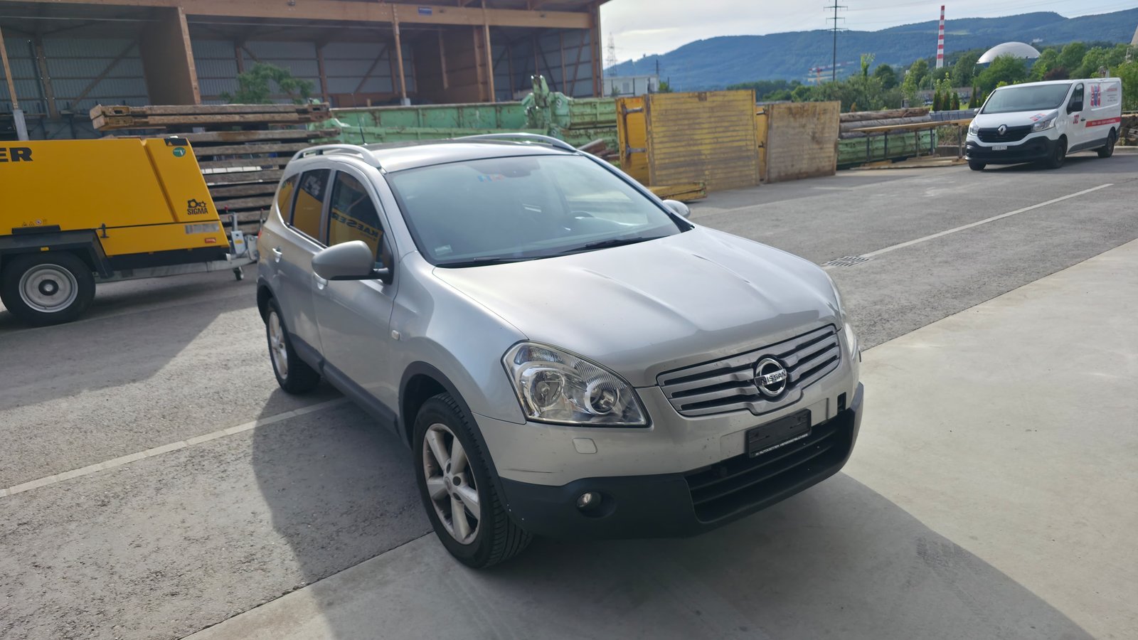 NISSAN Qashqai +2 2.0 dCi 4WD acenta, Diesel, Occasion / Gebraucht, Handschaltung - 2