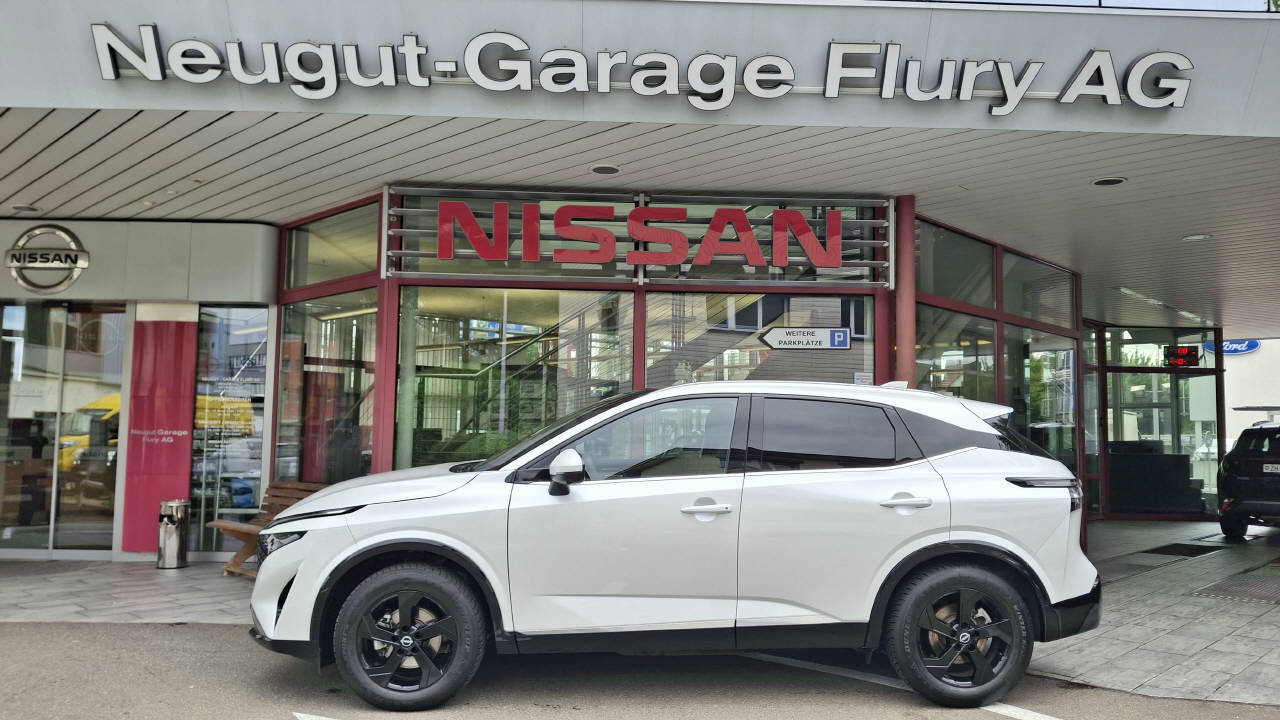 NISSAN Qashqai 1.3 DIG-T Tekna+ 4x4