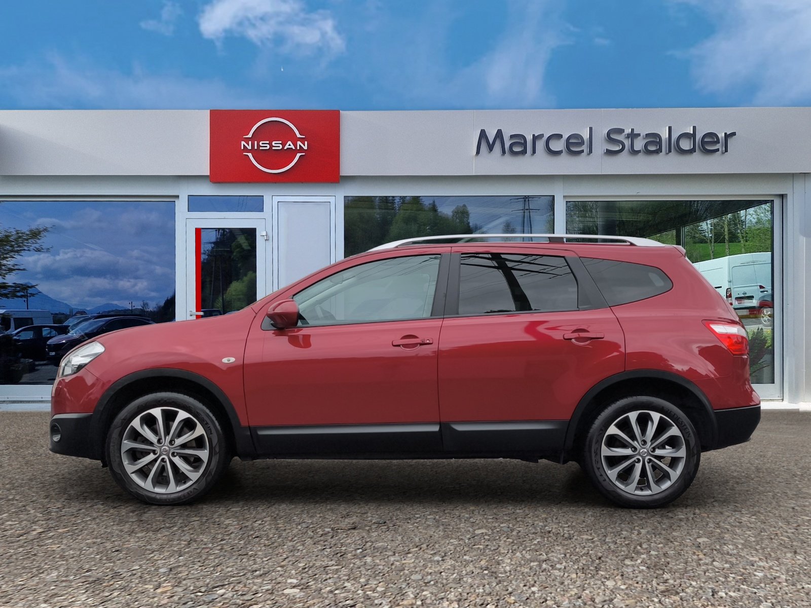 NISSAN Qashqai +2 2.0 4WD tekna XTronic CVT / 7 Plätzer, Benzin, Occasion / Gebraucht, Automatik - 2
