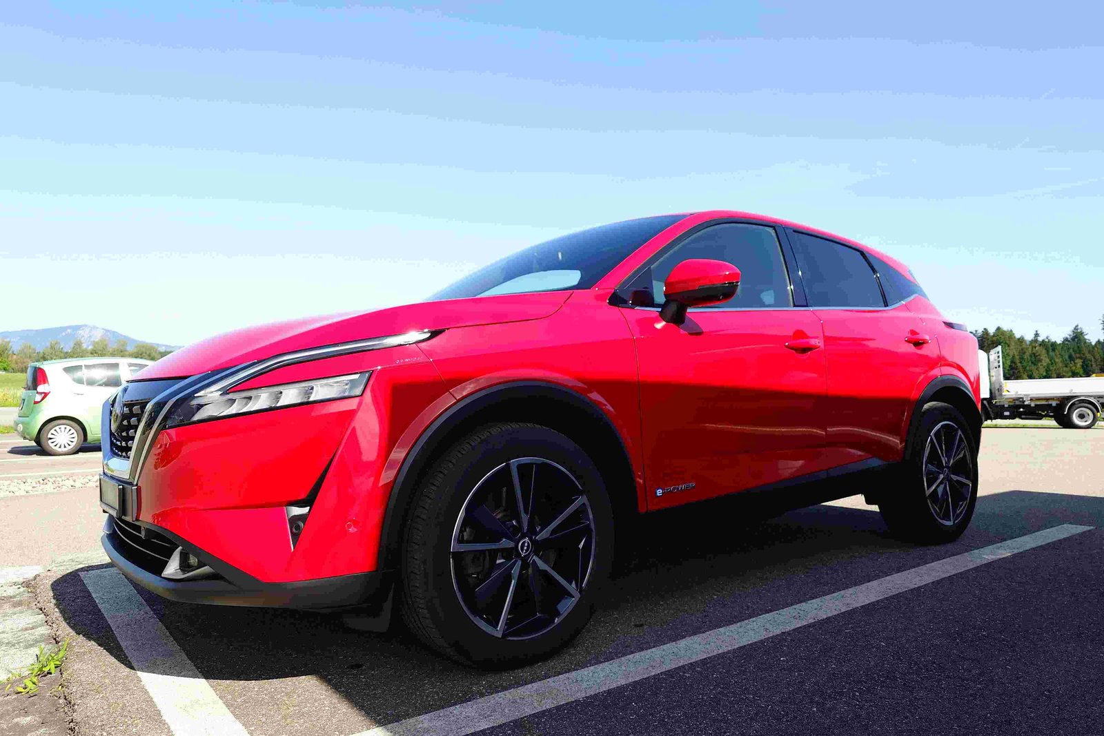 NISSAN Qashqai 1.5 VC-T Tekna, Full-Hybrid Petrol/Electric, Second hand / Used, Automatic - 4
