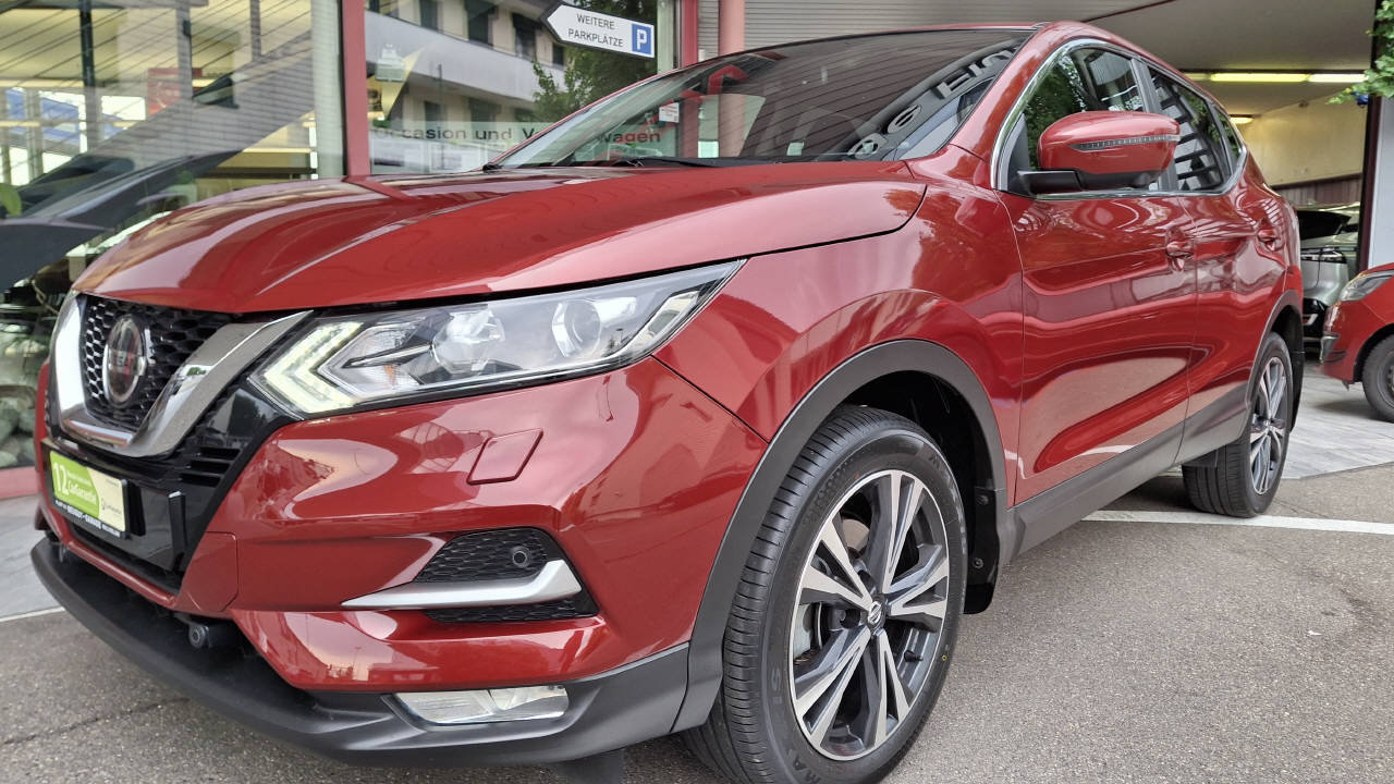 NISSAN Qashqai 1.3 DIG-T 160 Acenta, Petrol, Second hand / Used, Automatic - 2