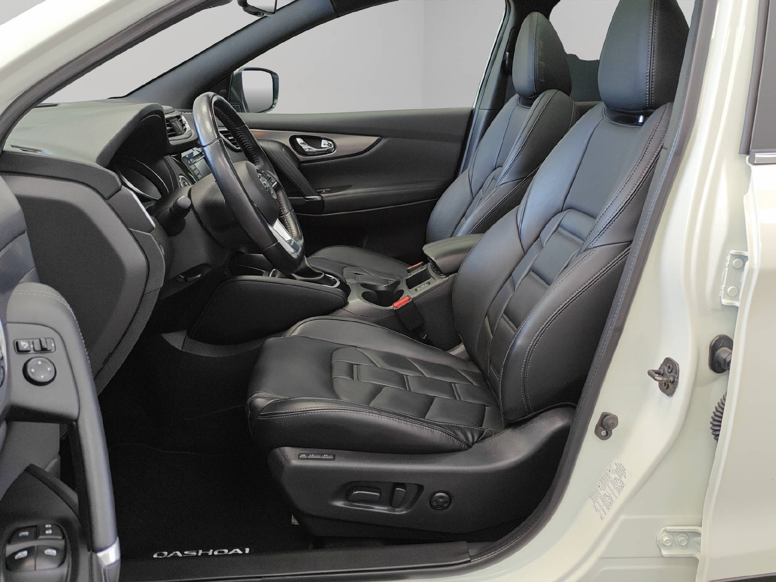NISSAN Qashqai 1.7 dCi Tekna+ 4x4 Special Edition, Diesel, Occasion / Utilisé, Automatique - 5