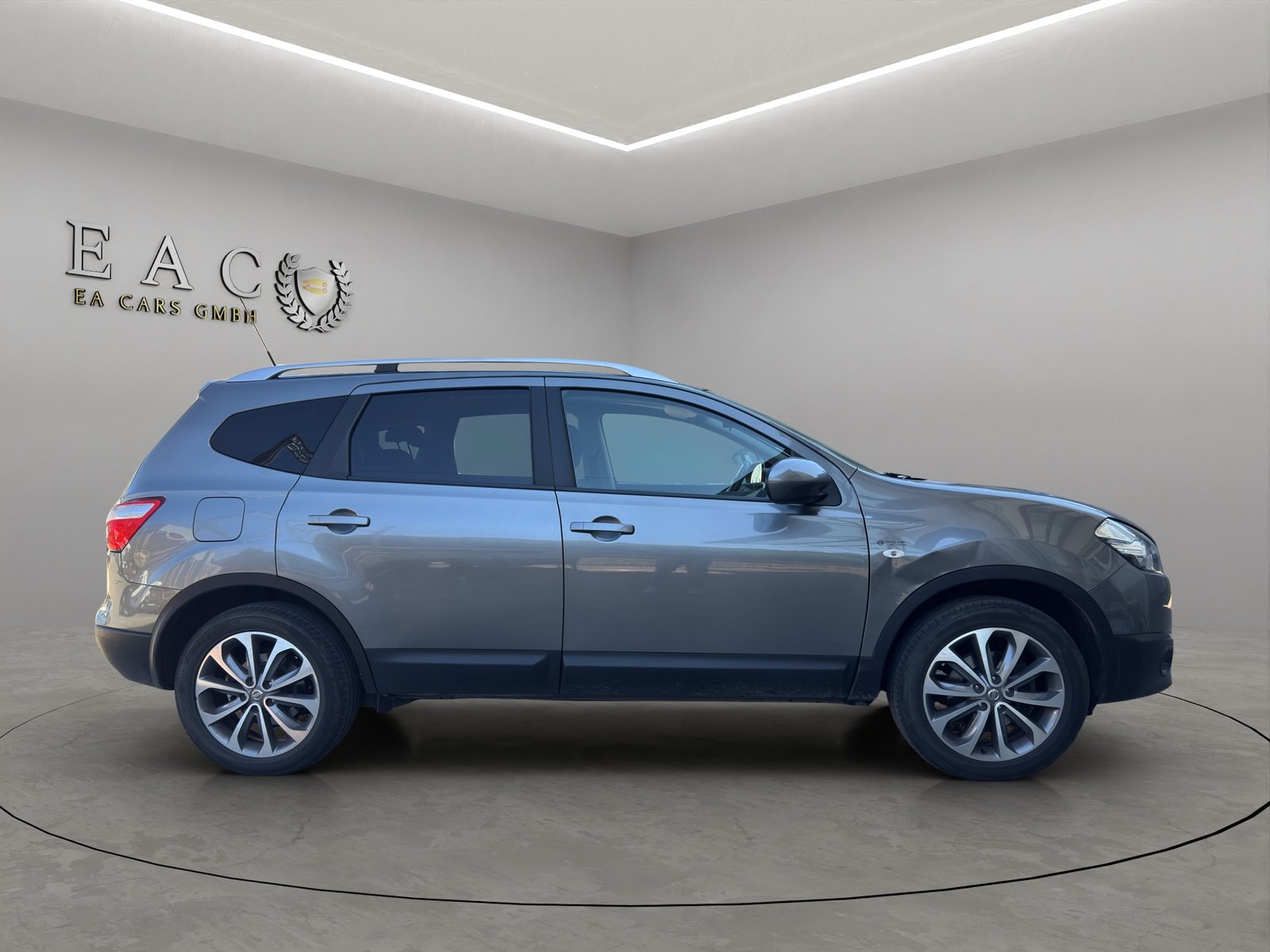 NISSAN Qashqai +2 2.0 i-Way, Petrol, Second hand / Used, Manual - 6
