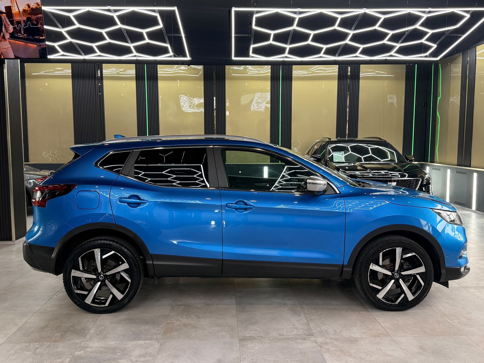 NISSAN Qashqai 1.6 dCi tekna Xtronic CVT, Diesel, Occasion / Utilisé, Automatique - 4