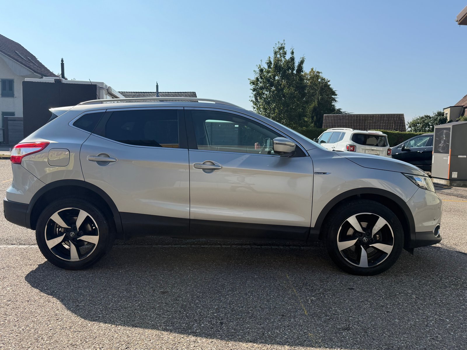 NISSAN Qashqai 1.2 DIG-T tekna Xtronic CVT, Essence, Occasion / Utilisé, Automatique - 4
