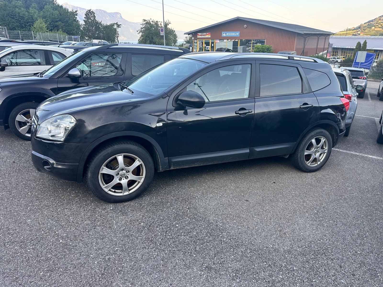NISSAN Qashqai +2 2.0 4WD tekna, Essence, Occasion / Utilisé, Manuelle - 2