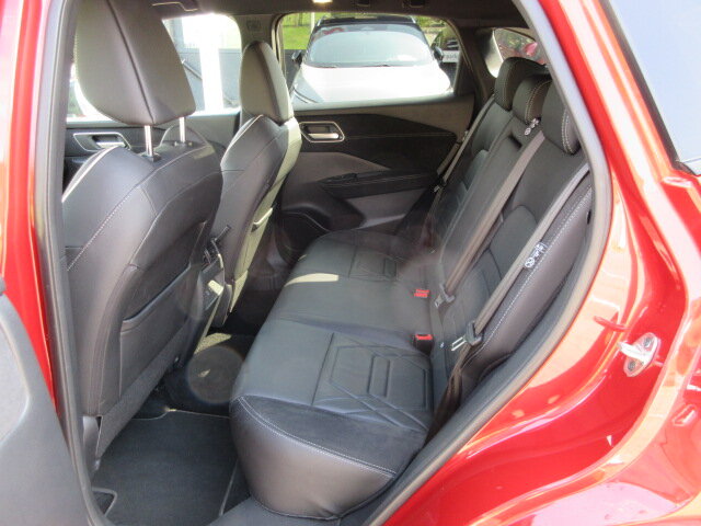 NISSAN Qashqai 1.3 DIG-T N-Design 4x4, Mild-Hybrid Benzin/Elektro, Occasion / Gebraucht, Automatik - 7