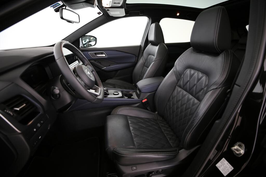 NISSAN Qashqai 1.3 DIG-T Tekna 4x4, Mild-Hybrid Benzin/Elektro, Occasion / Gebraucht, Automatik - 4