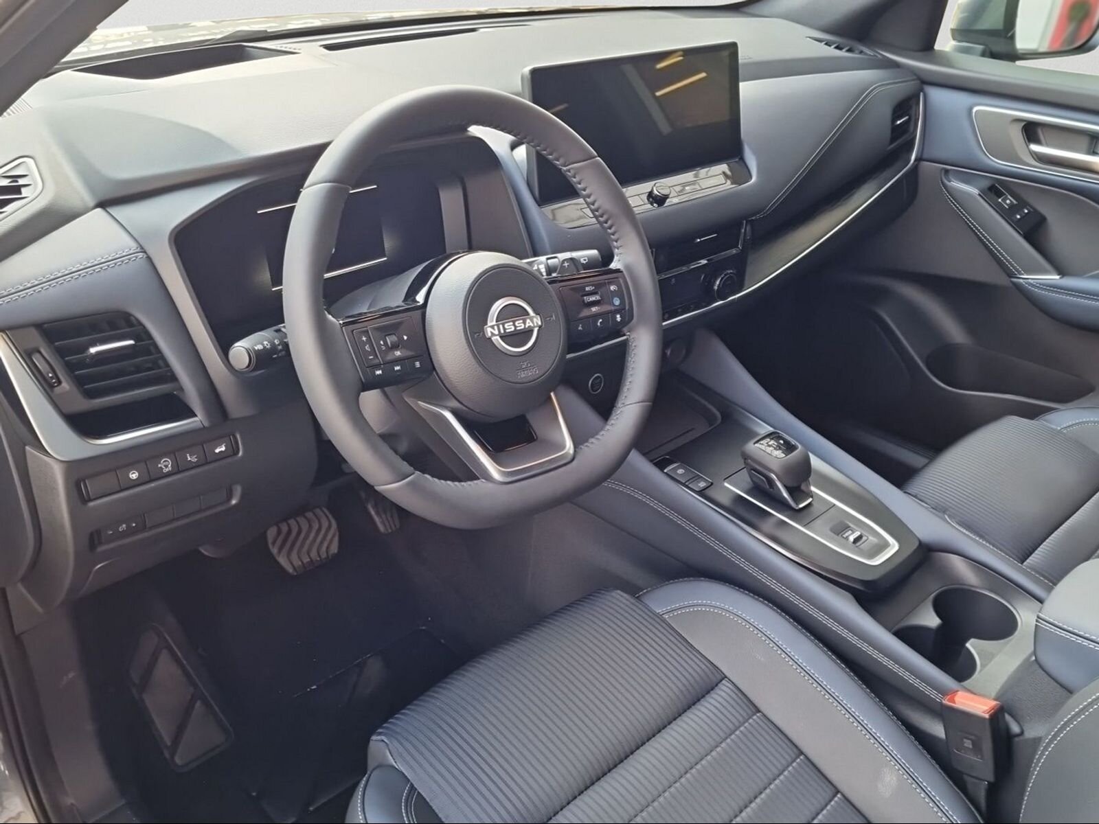 NISSAN Qashqai 1.3 DIG-T 158 PS Tekna, Mild-Hybrid Petrol/Electric, Second hand / Used, Automatic - 5